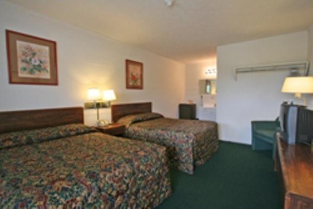 Hotel Lake Anna Glenora Szoba fotó